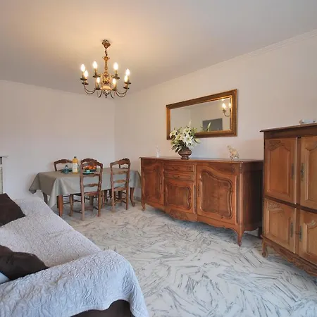 Apartment Fleuris One Bed *