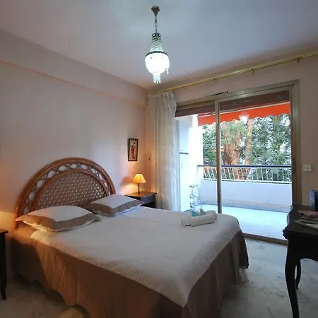 Fleuris One Bed Apartment